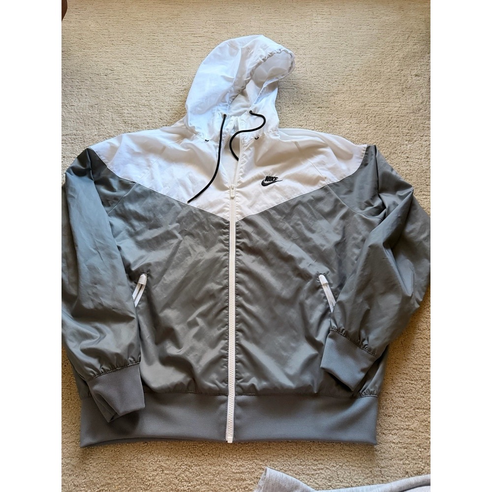 Nike Windrunner Jacket Mens Medium White Gray Hooded Windbreaker Zip 727324-084